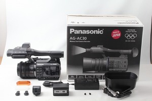 ◆ほぼ新品◆パナソニック Panasonic AG-AC30 メモリーカード・カメラレコーダー 付属品満載 元箱◇M46234