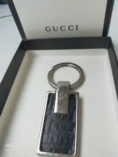 GUCCI キーホルダーブラック レザー シルバーカラーリングイタリア製