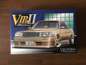 アオシマ 1/24 V8 クラウン UZS 131 1989 ビップカー Ⅱ ケーニッヒ WRV 19インチ ディープリム CROWN ロイヤルサルーン G VIP car V-28