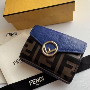 【限定価格】 489 FENDI フェンディ 3つ折り財布　ミニ歳