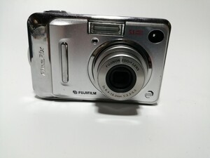 動作確認済み FUJIFILM 富士フィルム FinePix A500 コンパクトデジタルカメラ　美品