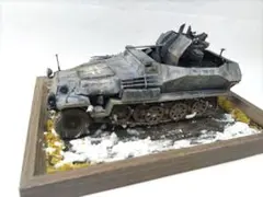 ドラゴン1/35 Sd.Kfz.251対空自走砲プラモデル完成品