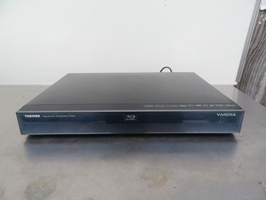 Y☆TOSHIBA 東芝 HDD＆ブルーレイレコーダー　D-B305K　B-CAS付 ◎動作品