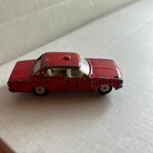 トミカ tomica TOYOTA CROWN 1/65スケール　トヨタ クラウン　赤　RED 劣化あり　書き込みあり【KAMI3-02】