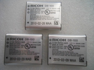 【ジャンク】RICOH リコー 充電器 BJ-10×1個 + バッテリ DB-100×3個