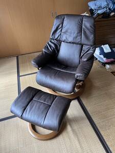 EKORNES エコーネス ストレスレス チェア Reno レノ２（M）クラシック オットマン付き（チョコレート/チーク材）２０２３年製/カ24　240126