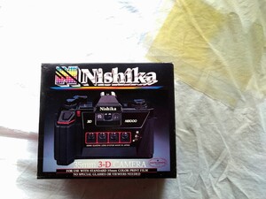 Nishika 35mm 3-D カメラ N8000