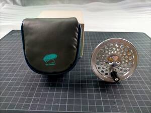 關【ケース付】 ケンサワダ サセックス 4/5 スペアスプール SAWADA SUSSEX フライリール FLY REEL 0706F