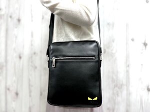 極美品 FENDI フェンディ モンスター ショルダーバッグ バッグ レザー 黒 メンズ 78409Y