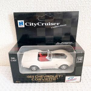 新品 NewRay City Cruiser Collection 1969 CHEVROLET corvetteシボレーコルベット シティクルーザー ミニカー1/43フィギュア クラシック白