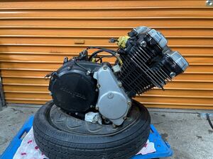 CBX550F 実動エンジンASSY 実働外し 室内保管 ストック品 西濃運輸着払い (検索)CBX400F PC04E