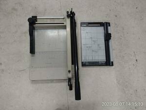 2個セット 大型裁断機・ペーパーカッター　400枚裁断　BA58A4 DISK CUTTER DC-200N 東京八王子での手渡しのみ