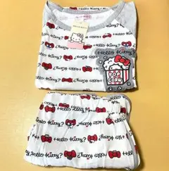 未使用タグ付★開封済品★サンリオ　ハローキティ半袖Tシャツとショートパンツセット