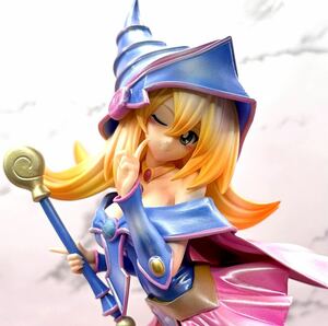 遊戯王☆デュエルモンスターズ ブラックマジシャンガール フィギュア リペイント ブラマジ 美少女 black magician girl メタルパール