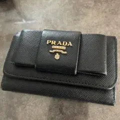 PRADA 黒 レザー キーケース　ジャンク