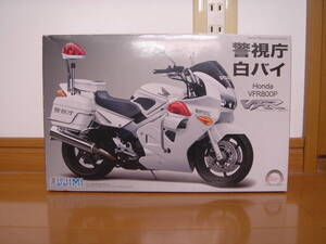 警視庁 白バイ Honda VFR800P FUJIMI製プラモデル