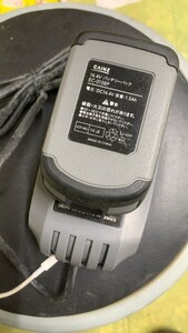 B1026→通電のみの確認 バッテリー 充電器 カインズ　CAINZ　ec-013bp ec-060bc まとめ 中古