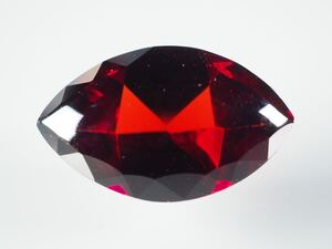 3.945ct ★☆★BI-LOきまぐれ大セール★☆★ No 0108 天然石 ガーネット 産地タンザニア