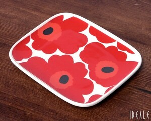 マリメッコ ウニッコ プレート 15x12cm レッド marimekko UNIKKO 北欧雑貨 食器 皿 お皿 北欧 おしゃれ ギフト 新生活応援