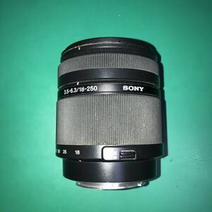 SONY DT 3.5-6.3/18-250 ジャンク品 R00799