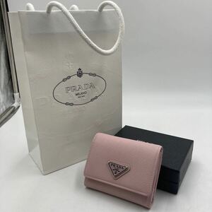 【使用数回・極美品】PRADA サフィアーノ トライアングル 三つ折り財布 財布 レディース 短財布 プラダ