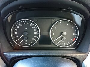 『psi』 BMW ABA-VA20 E90 3シリーズ 320i 前期 スピードメーター 68572km H19年式