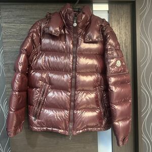 【美品】モンクレール MONCLER ダウンジャケット　ジャケット アウター　ボルドー　ワインレッド　赤　小豆色