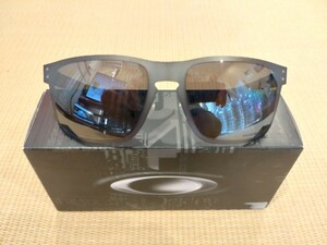 オークリー　OAKLEY / HOLBROOK METAL　プリズム偏光レンズ　