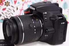 ☆極美品☆Nikon D5600☆タッチ操作＆Bluetooth搭載☆