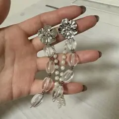 ハンドメイド　ヴィンテージ　花　パール　クリアビーズ　ピアス