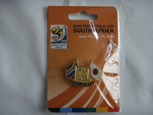 2010 FIFA WORLD CUP・ワールドカップ^,,._“サッカー/soccer”SOUTH AFRICA*June 11-July 11，2010・ピンバッジ④.,,^「新品」