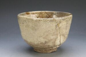 江戸時代前期 古萩 雨漏粉引手茶碗 二重箱 a437