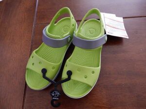 ★送料無料！新品未使用！CROCS(クロックス)★CROCBAND SANDAL KIDS(クロックバンドサンダル キッズ)/グリーン×スモーク/19.5㎝/同梱可能