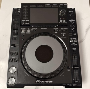 Pioneer CDJ-2000nexus 外箱付