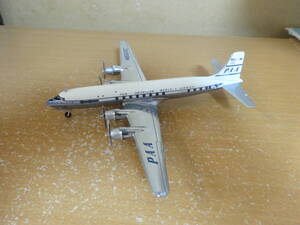 1/200　ヘルパ　パンアメリカン　DC-6B