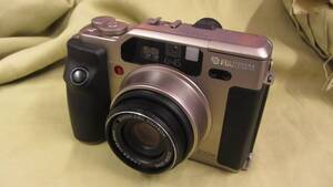 【電源入ります】FUJIFILMフジ GA645Zi Professional 6*4.5