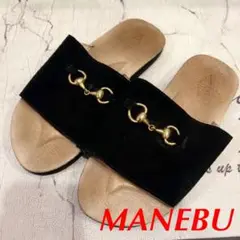 MANEBU WHINNY BIT SUEDE サンダル 40 黒