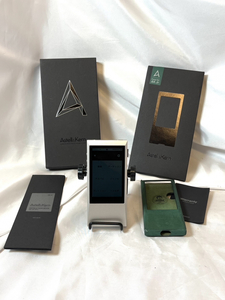 Astell&Kern アステルアンドケルン - AK Jr ハイレゾ対応ポータブルオーディオプレイヤー SLV シルバー - 通電動作確認済 -11285-2-SK23