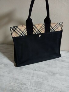 BURBERRY　バーバリー　バッグ　ハンドバッグ