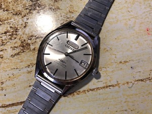 希少 レア ヴィンテージ CITIZEN シチズン CUTLASS カトラス 33石 AUTO DAY DATE シルバー デイデイト CUSS 53001-T 自動巻 メンズ 腕時計