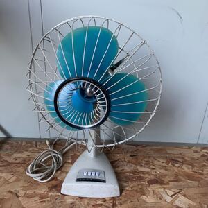 昭和レトロ 扇風機 アンティーク HITACHI A.C DESK FAN 30cm no.603-B c-9601 動作確認済み ジャンク