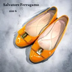 Salvatore Ferragamo フェラガモ　ヴァラリボン　靴　オレンジ