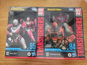 NEW SEALED Hasbro Transformers Studio Series Figure 2Pack Ironhide and Arcee 海外 即決