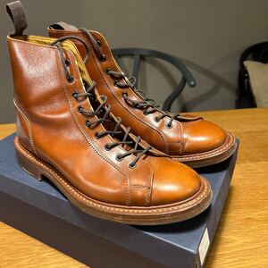 トリッカーズ Tricker’s 8ハーフ レースアップブーツ マロンアンティーク