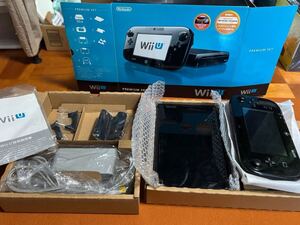 任天堂 Nintendo WiiU クロ プレミアム ジャンク品 元箱あり