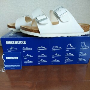 【新着】美品【着用3回】ビルケンシュトック BIRKENSTOCK アリゾナ ホワイト　サンダル　ビルケン　ドイツ製　MADE IN GERMANY　青タグ付き