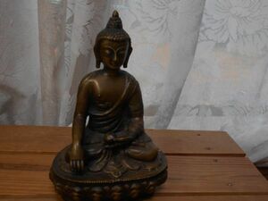 仏像no.9 12x8h17.5cm 840g　真鍮金属製　ネパール　チベタン