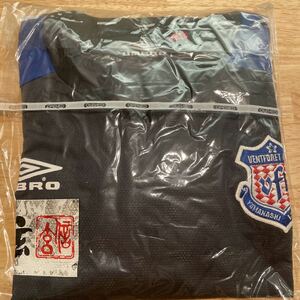 中古品　選手実使用　大人気　ヴォンフォーレ甲府トレーニングウェア　半袖シャツ サイズ：XO：グレイ×ホワイト