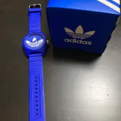 adidas  腕時計　サンティアゴ