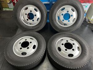 ダイナ デュトロ トヨエース エルフなどスタッドレスタイヤ/ホイール４本セットです。205/85R16 117/115L LT TOPY 16x5.5J +115 